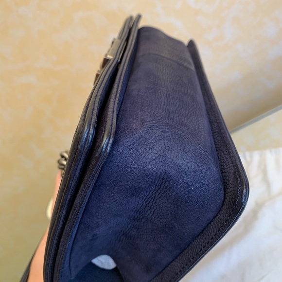 Sold.Chanel Caviar Nubuck Leather Old Medium Boy - Picture 13 of 13